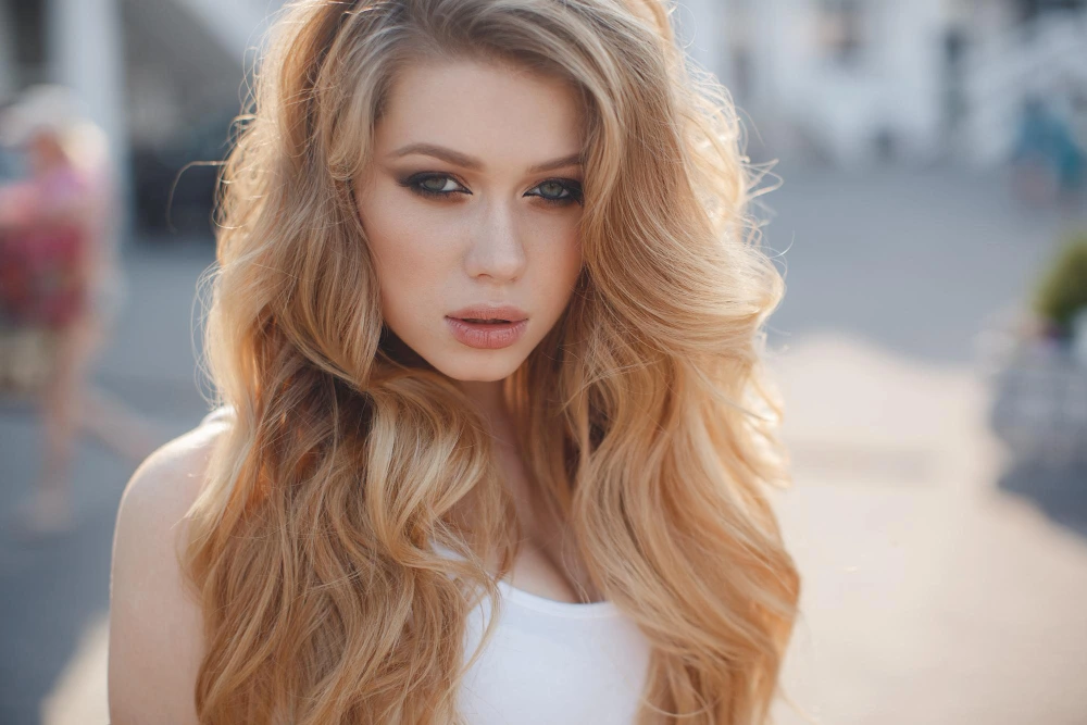 Beige Blonde