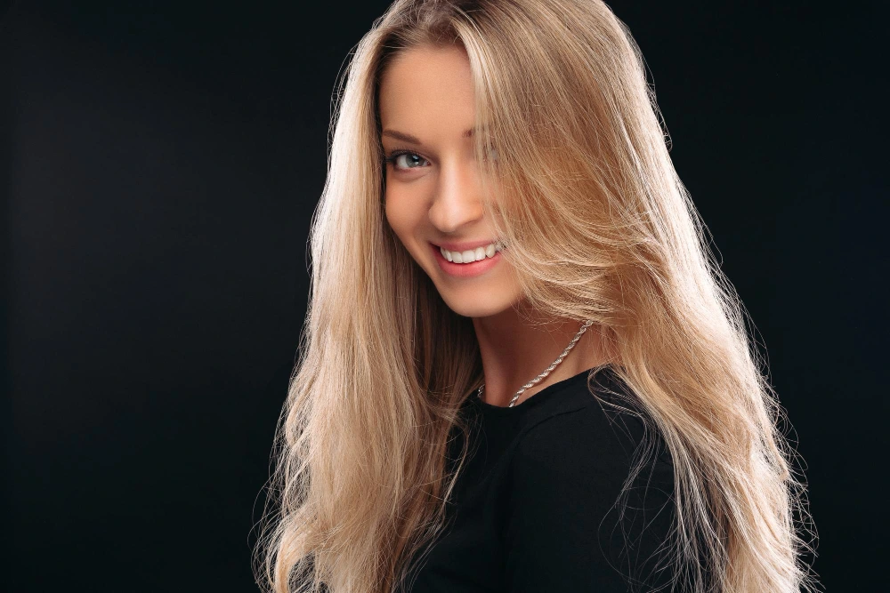 Champagne Blonde