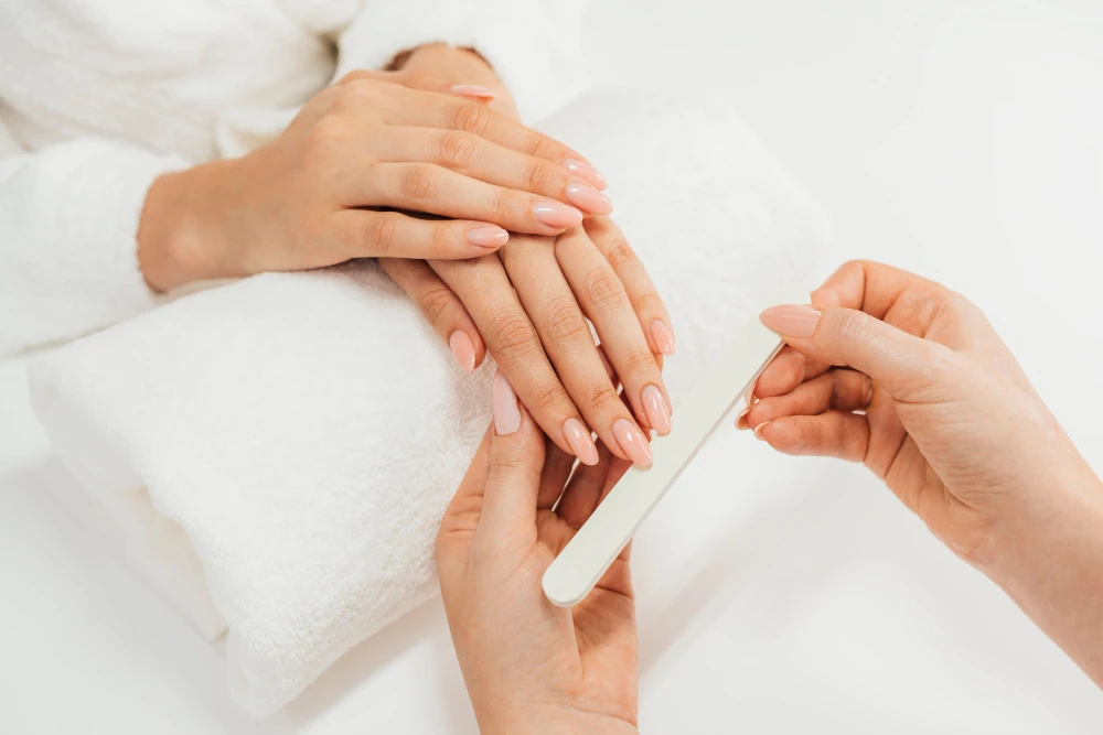 Regular Manicures From Professionals
