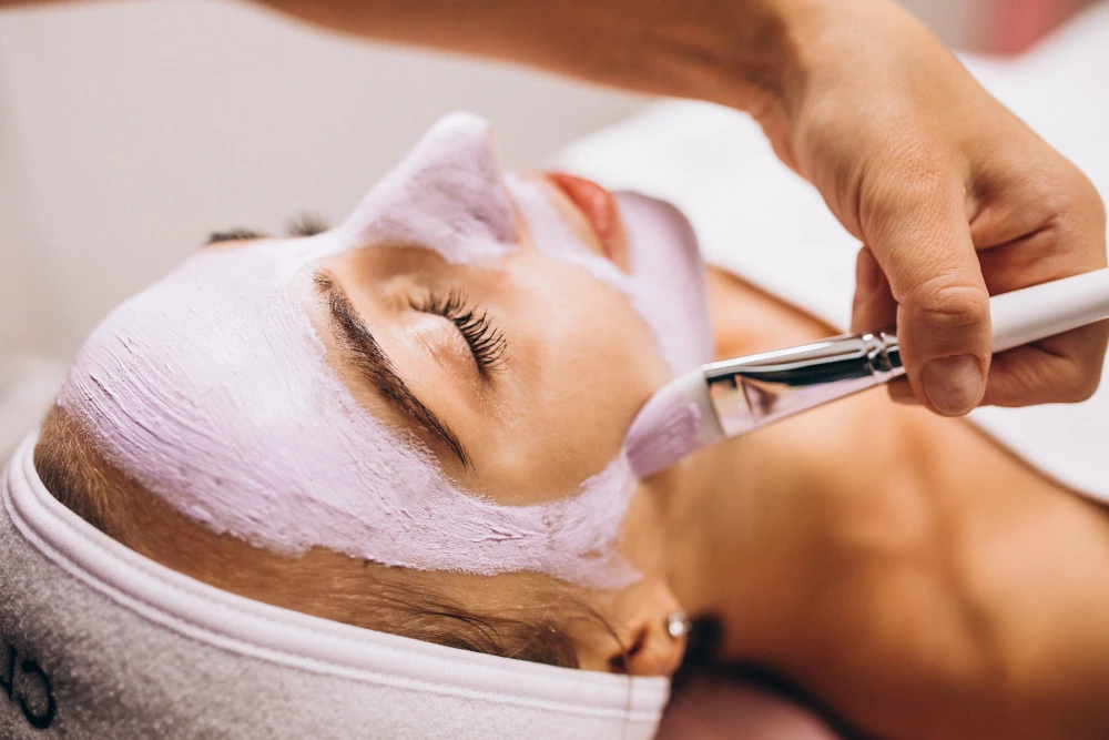 For Combination Skin – Custom Blend Facial
